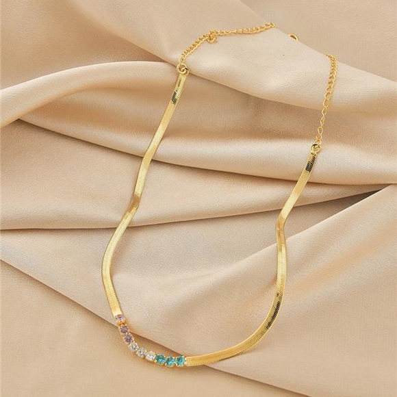 Snake Chain Choker with Zirconia - Picture 2 of 3